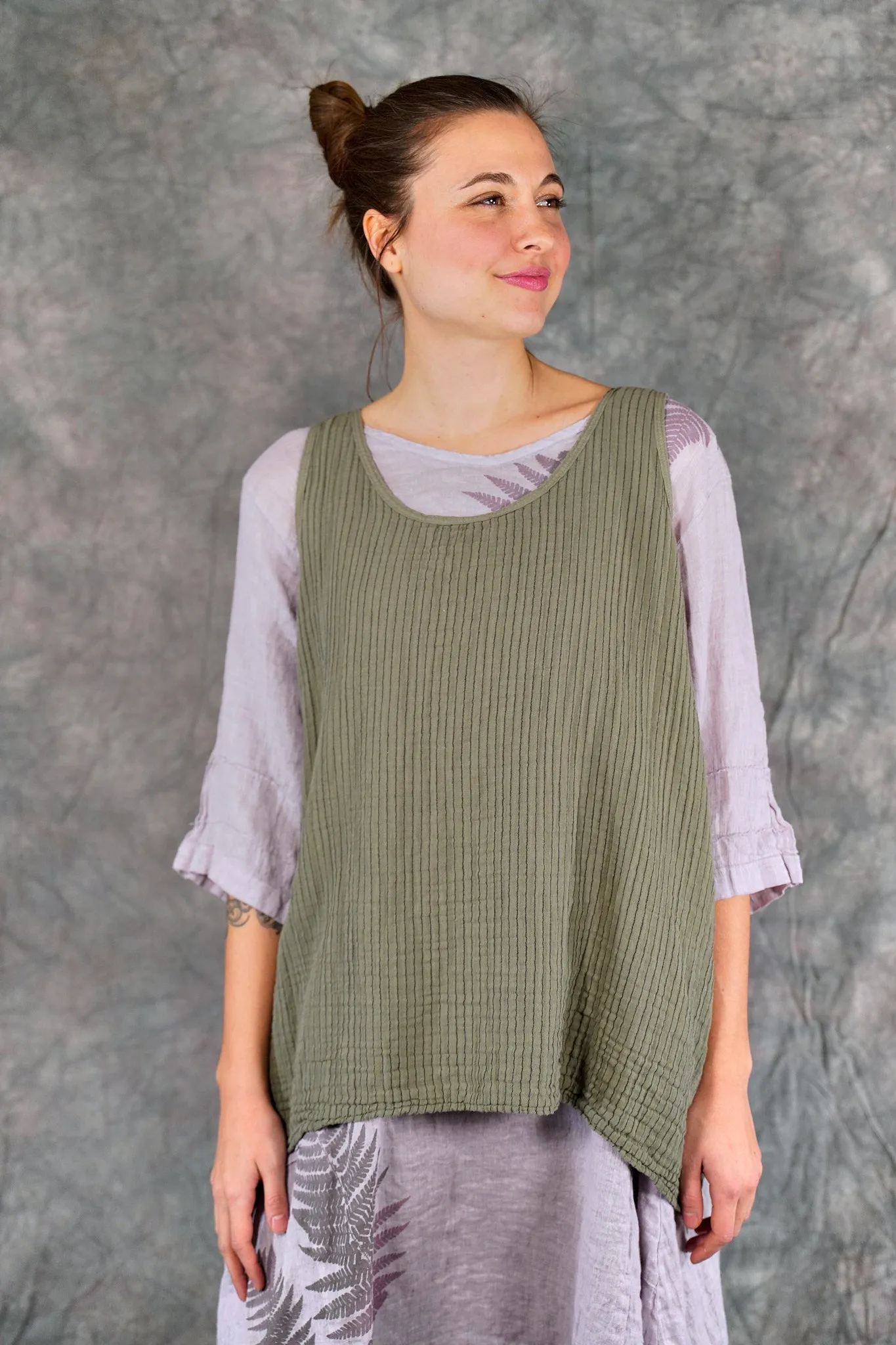 1196 Striped Layer Vest Caper-U