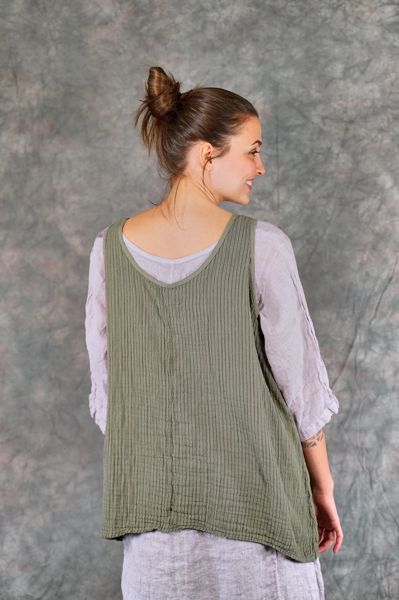 1196 Striped Layer Vest Caper-U