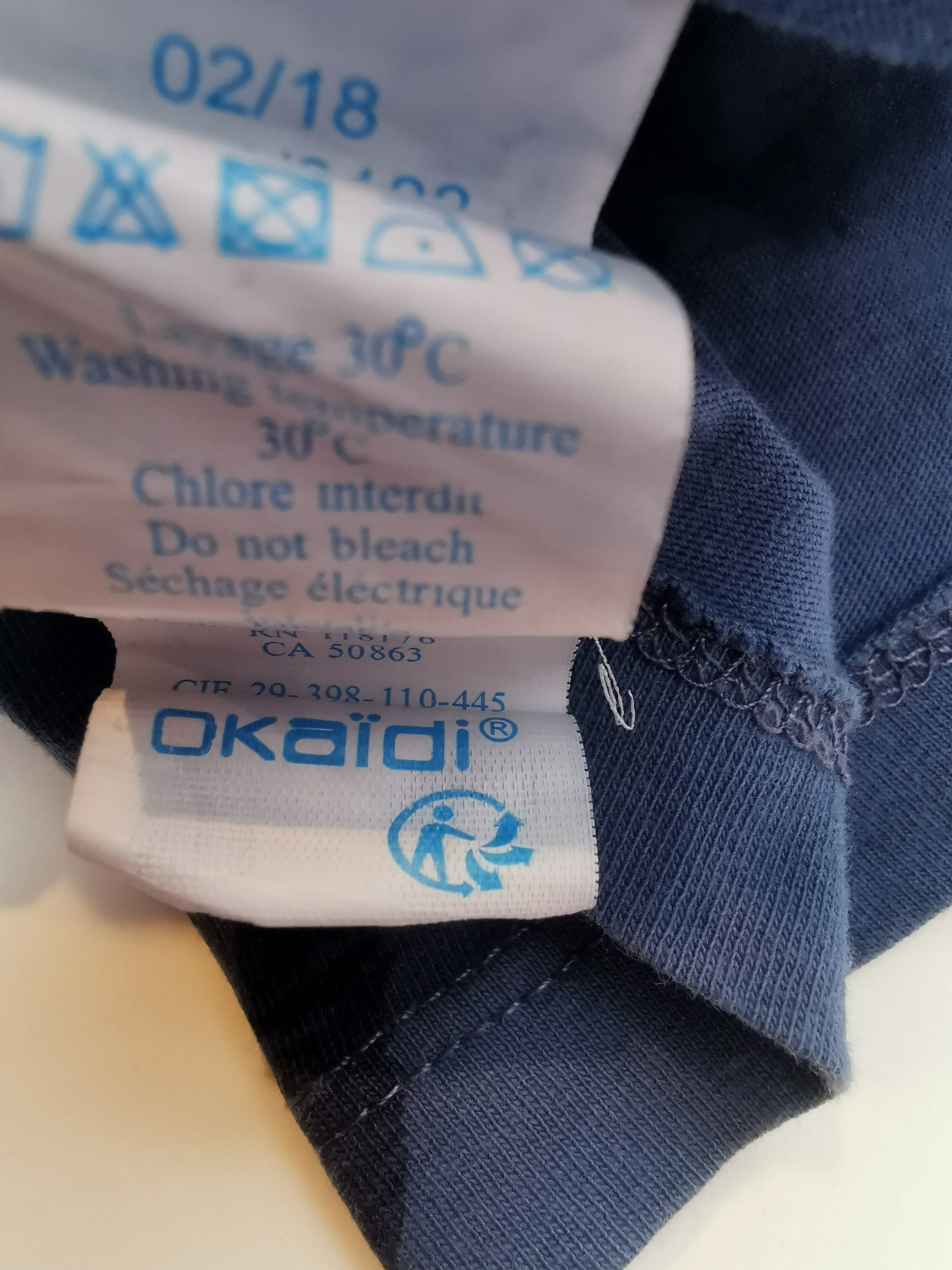 BOY SIZE 6 YEARS - Okaïdi, Super Soft, Graphic T-Shirt EUC B49