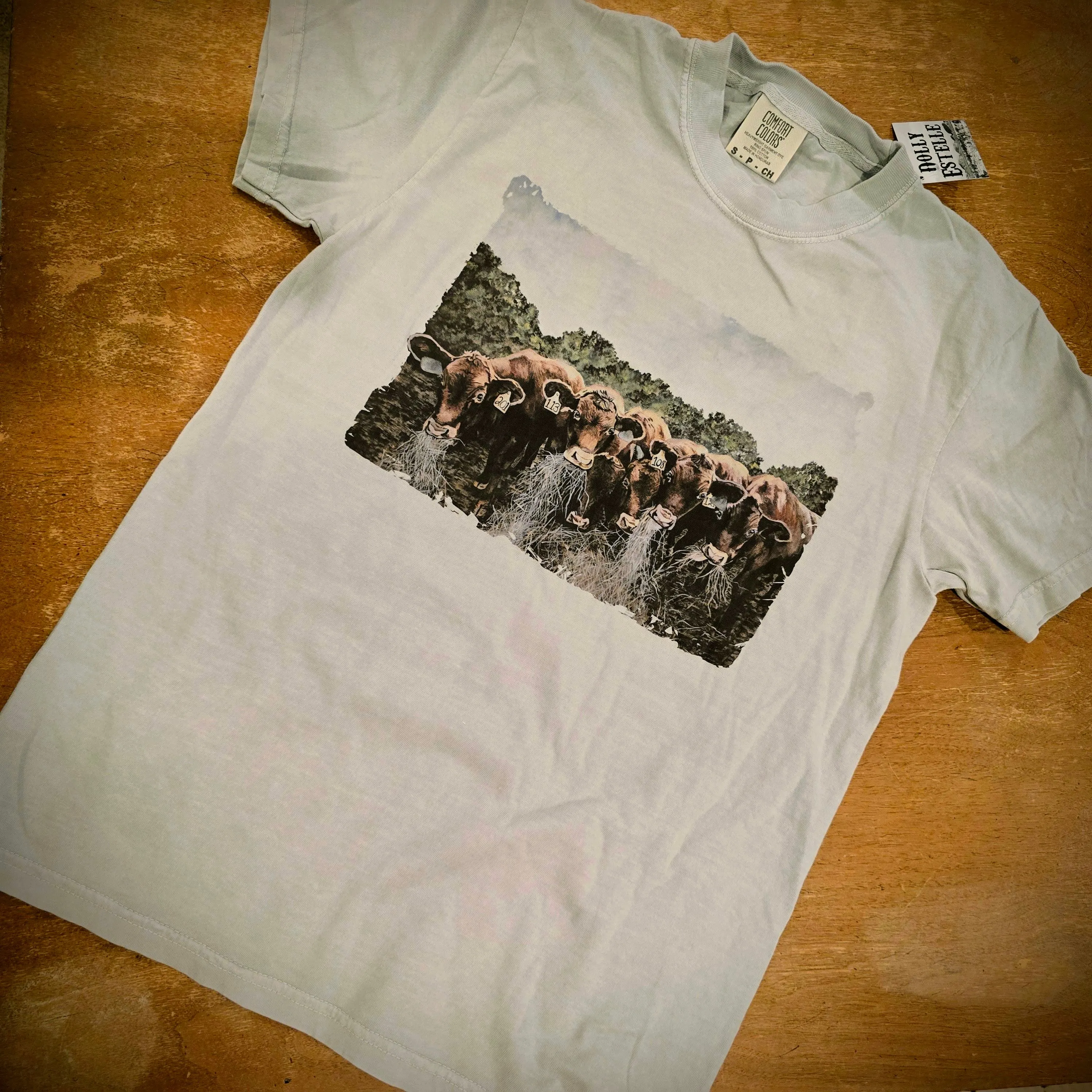 DOL102 - HAPPY HOUR TSHIRT -
