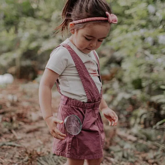 Jupe mauve à bretelles en twill, bébé ||Purple skirt in twill with suspenders, baby