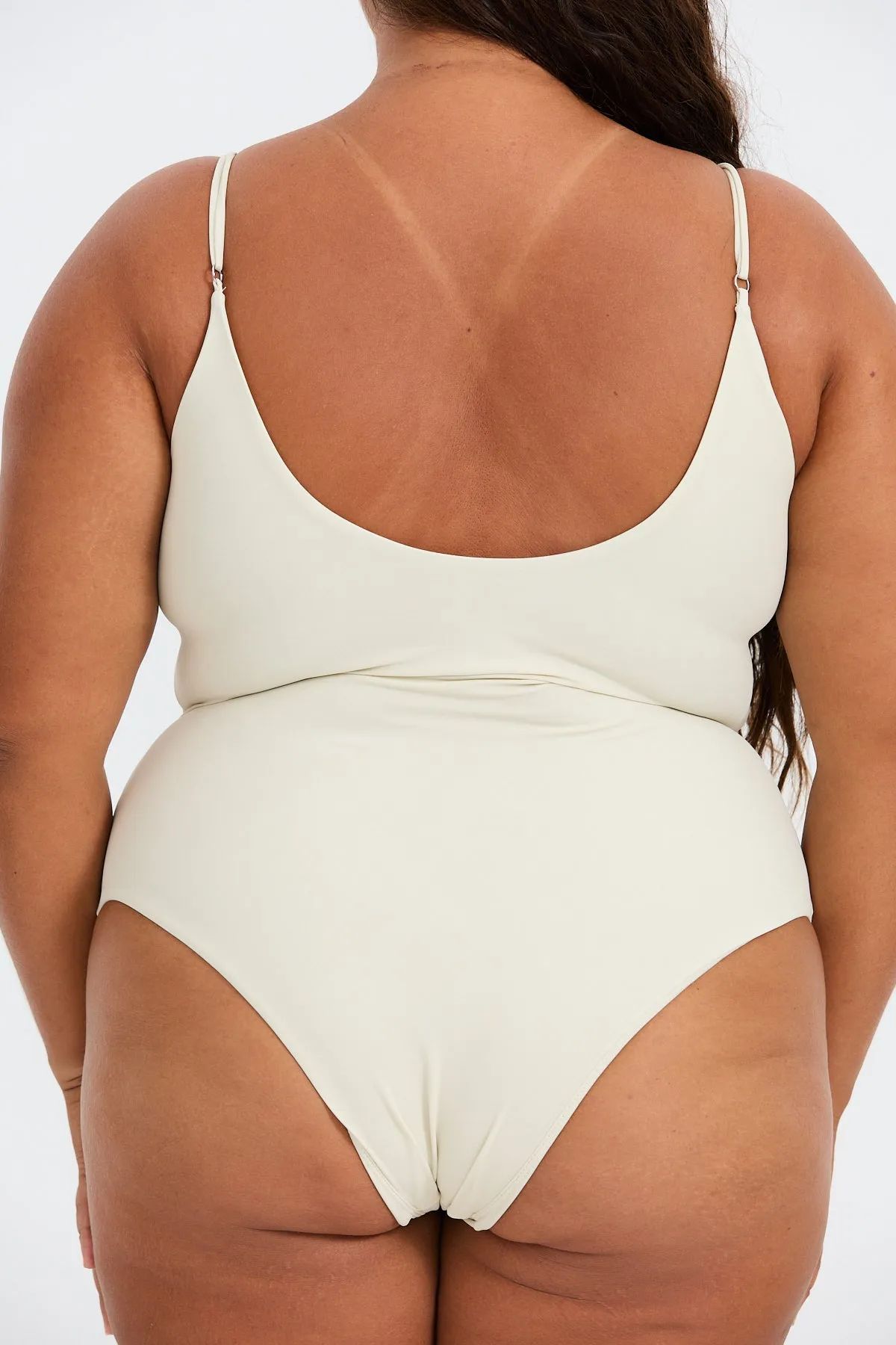 Makenna Curve One Piece - Gardenia