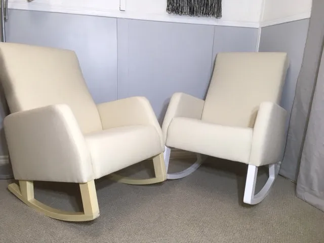 Manhattan Rocker Great Buy On A Comfy Chair MADE IN CANADA