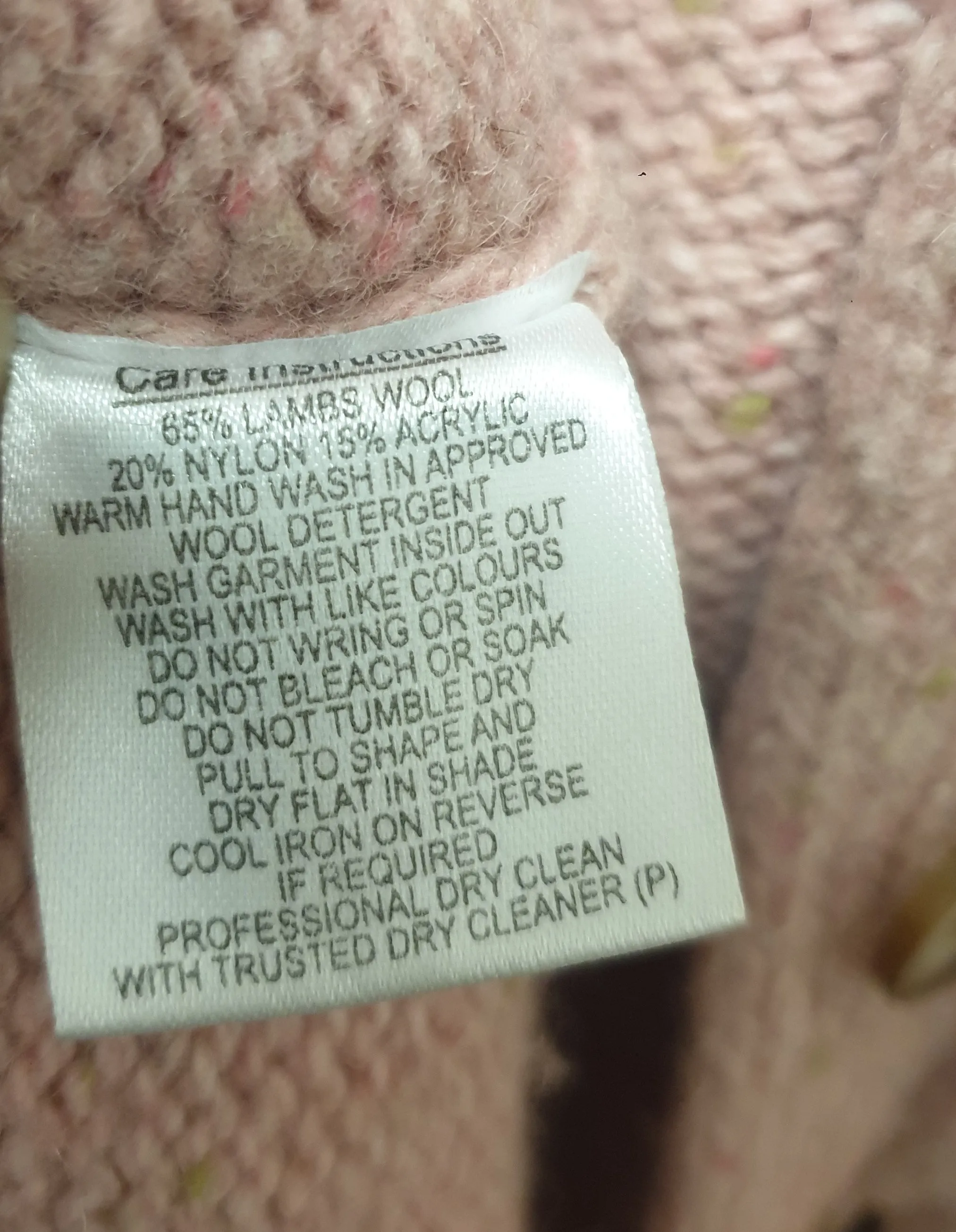 Princess Highway pink majority lambs wool cardigan size 8 (note: pilling)