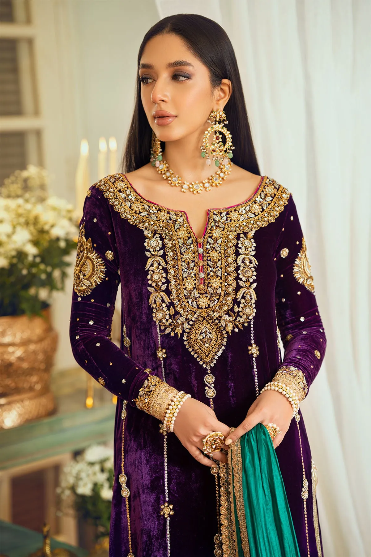 Purple Velvet Salwar Kameez Pakistani Wedding Dresses