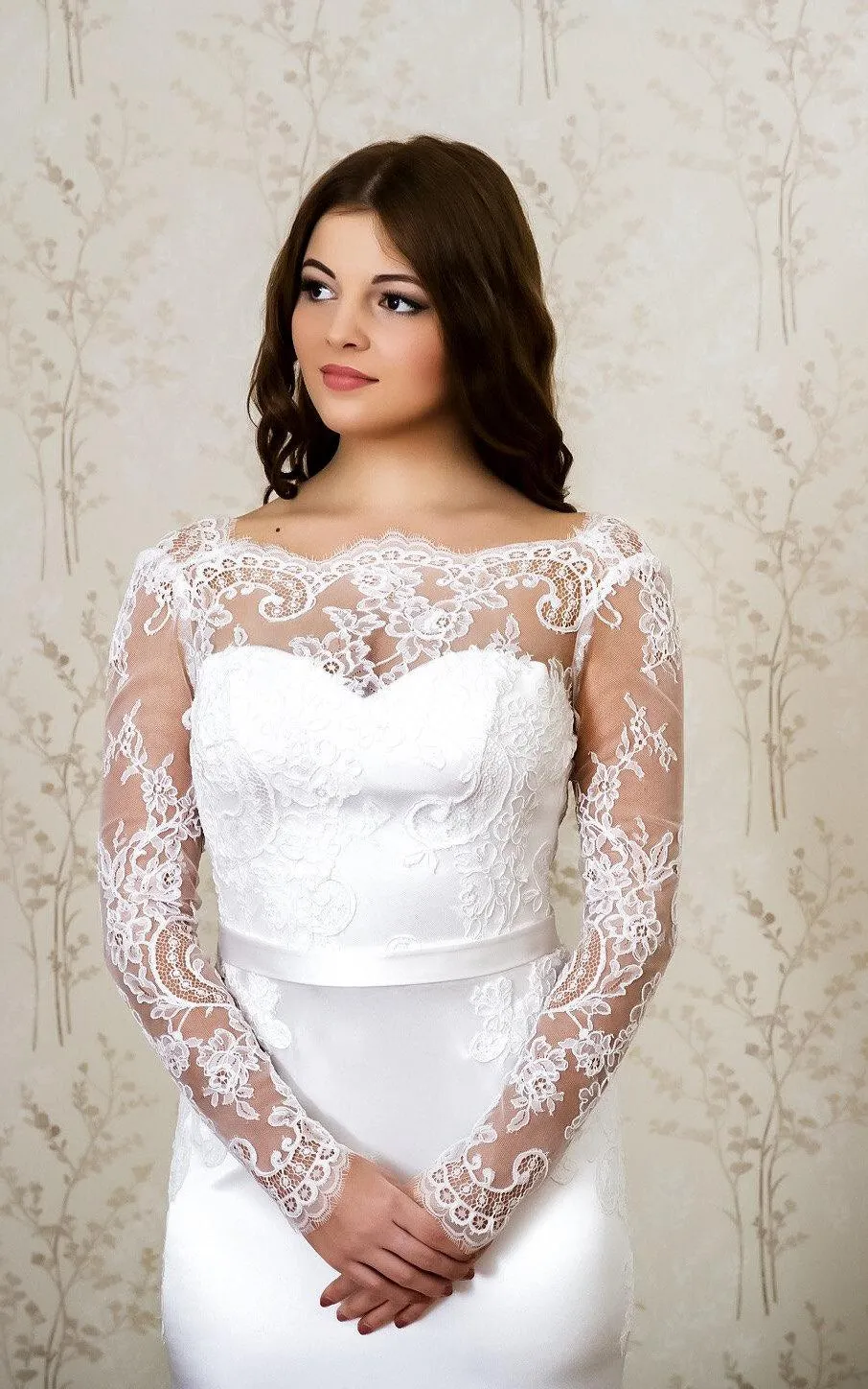 Sexy Bateau Neck Long Sleeve Mermaid Satin Wedding Dress With Lace-ET_711344