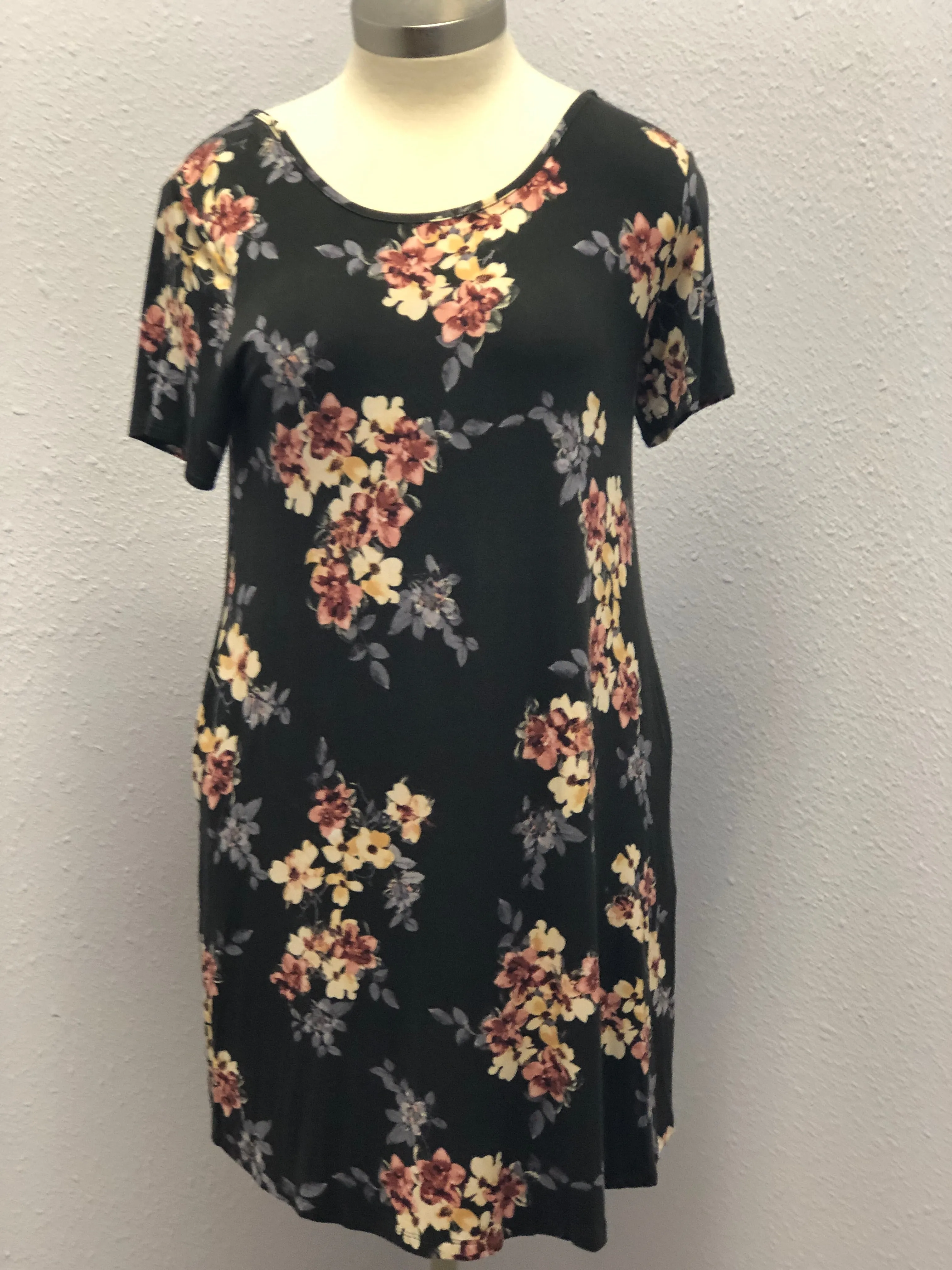 T-SHIRT DRESS CROSS BACK