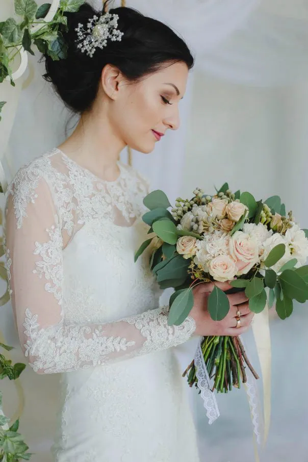 Vintage Sheath Tea-length Wedding Dress With Lace Appliques-715693