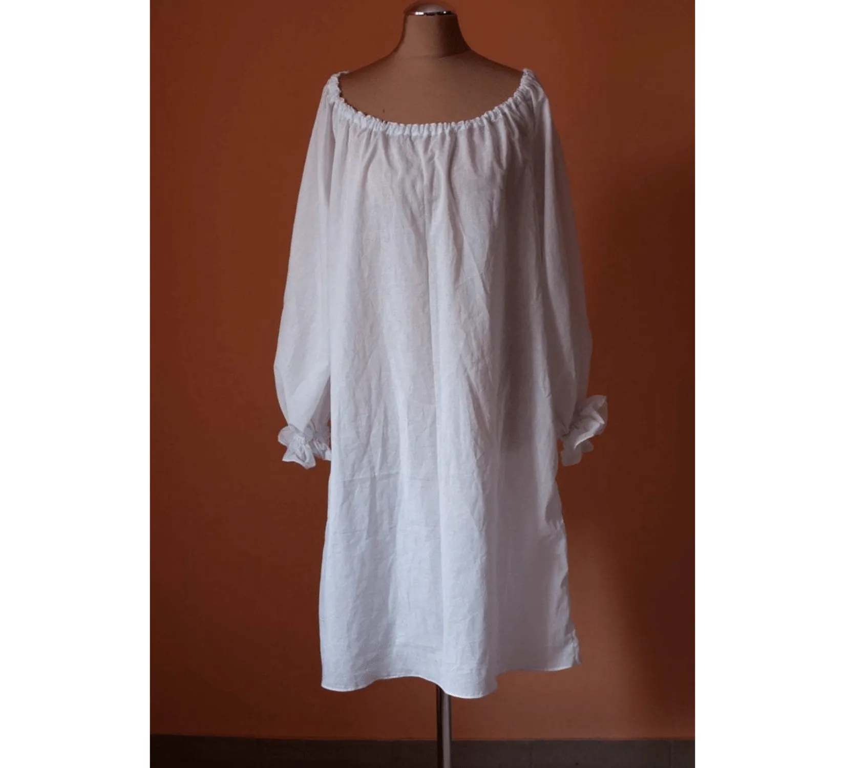 White batiste short Renaissance Chemise