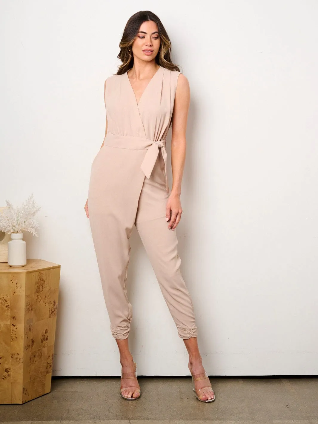 WOMEN'S SLEEVELESS SURPLICE SELF TIE POCKETS JUMPSUIT