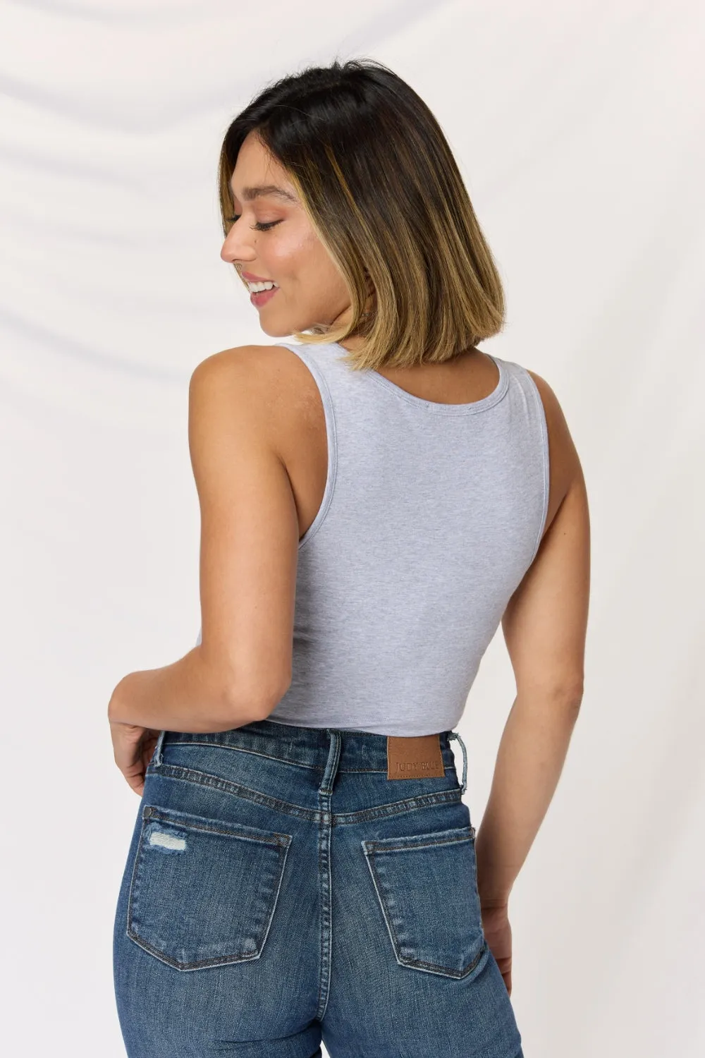 Zenana Square Neck Cropped Cami